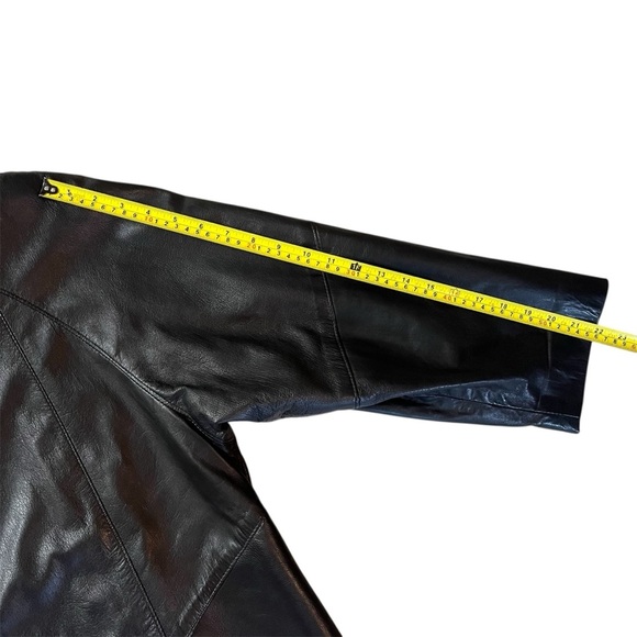 Western Furs long black soft Leather Coat. Oversized - medium large. Vintage - Picture 9 of 16